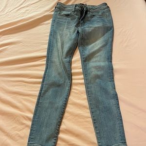 American Eagle super super stretch size 2 short